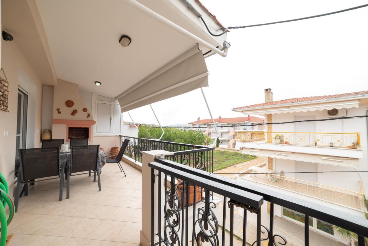 Porto Ofrynio Central Deluxe Golden Apartment Ofrínion Exterior foto